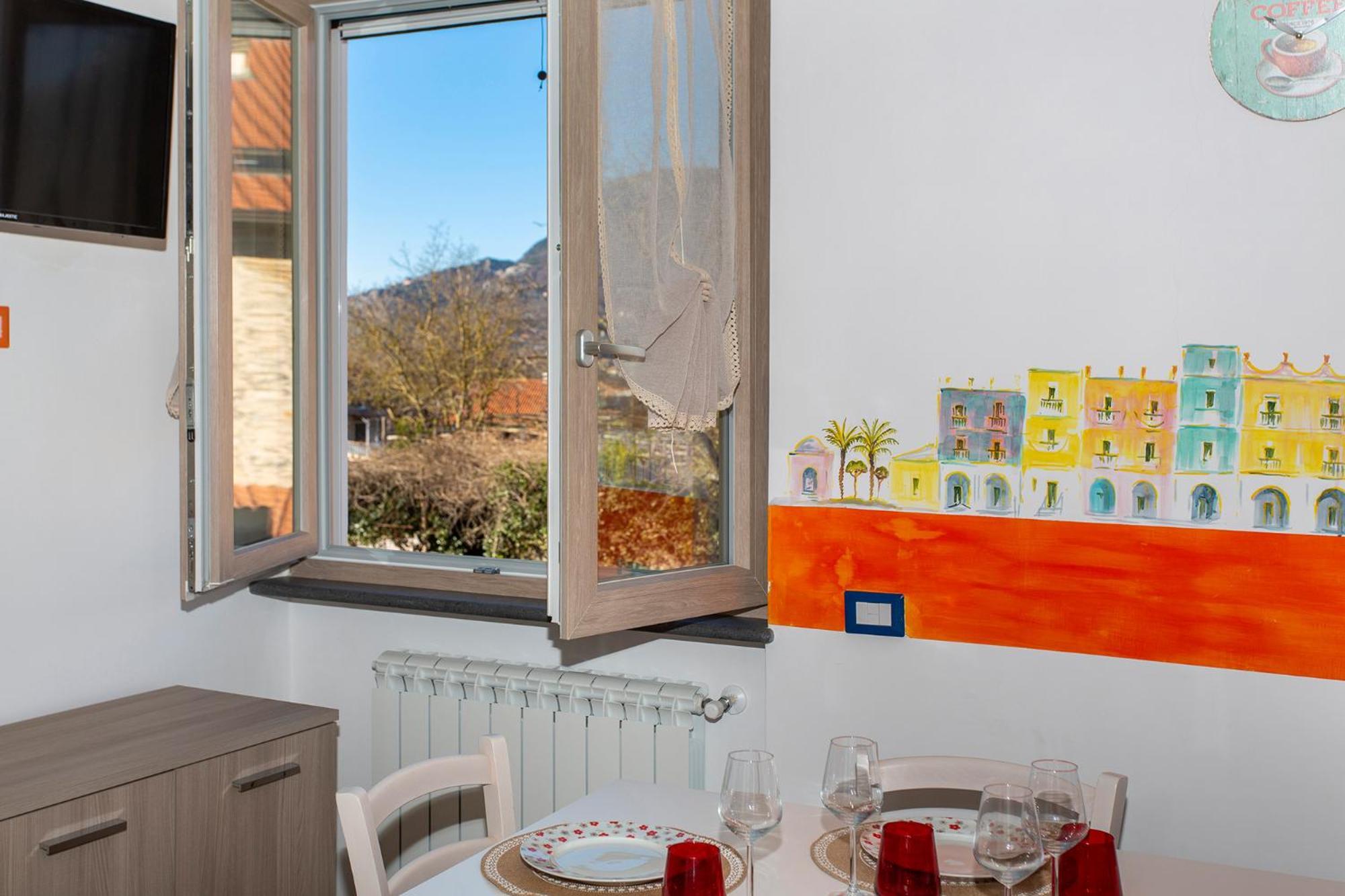 Casa Vacanze La Via Delle Stelle อาเจโรลา ภายนอก รูปภาพ